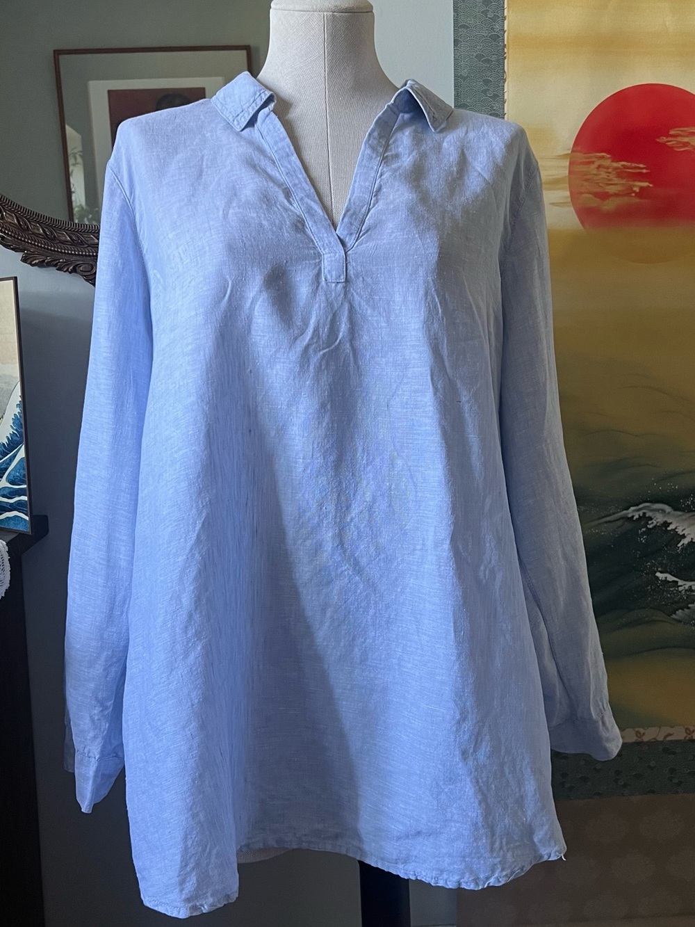 Tahari linen Blue Women's Linen V-Neck Tunic Top